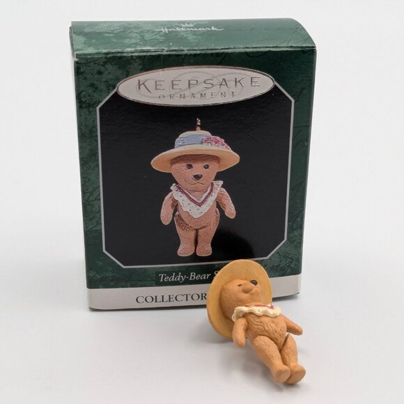 Hallmark Keepsake Teddy-Bear Style 1998, 2nd in Series, Victorian Style Ornament - Picture 2 of 10
